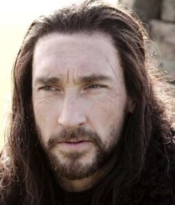 ロードオブザリング力の指輪の相関図キャスト一覧！種族別の勢力関係も顔画像付きで紹介！6