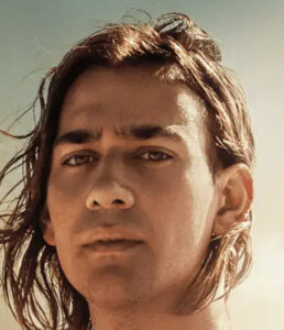 ロードオブザリング力の指輪の相関図キャスト一覧！種族別の勢力関係も顔画像付きで紹介！7